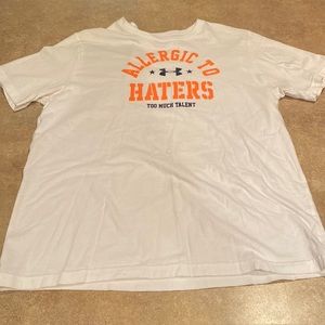 Giles Under Armour t-shirt size youth XL